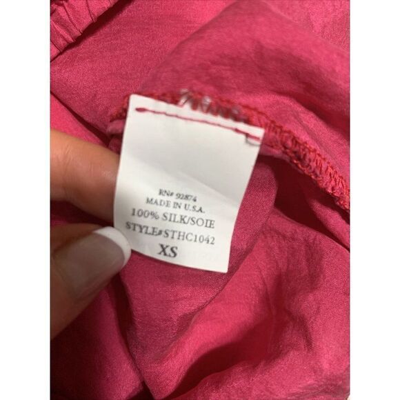 Splendid Womens Solid Bright Pink Silk Long Sleeve Top v Neck career Xs - Picture 4 of 4